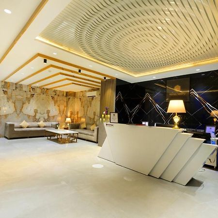 Hotel Vertu New Delhi Ngoại thất bức ảnh